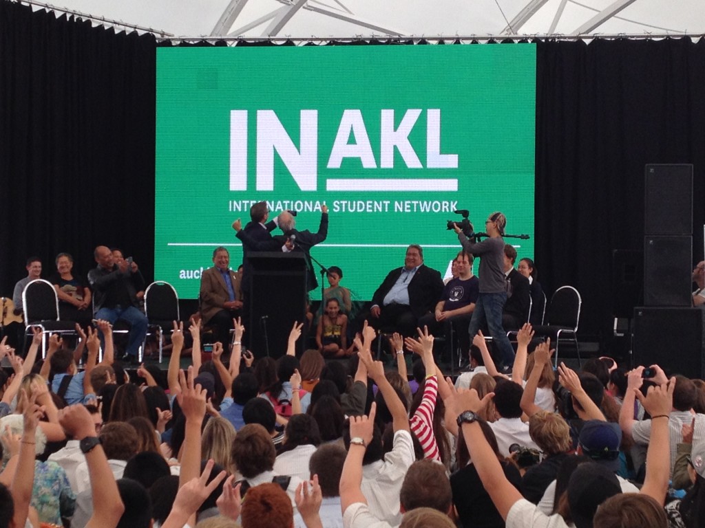Auckland Mayor Len Brown poses for a group selfie during his address at the International Student Welcome at the Cloud on Thursday 12 March