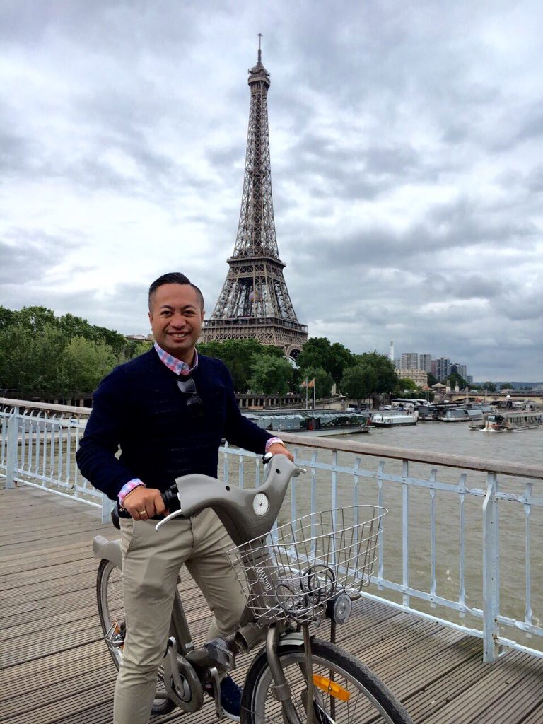 ITC's new short course tutor, Daniel Maine, enjoying a holiday in Paris.